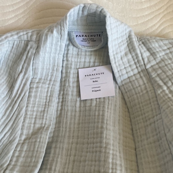 NWT Parachute Robe - Picture 2 of 3